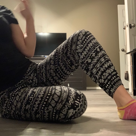 Black and white parachute pants - Picture 2 of 2